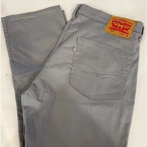 Men’s stretch Levi’s grey jean